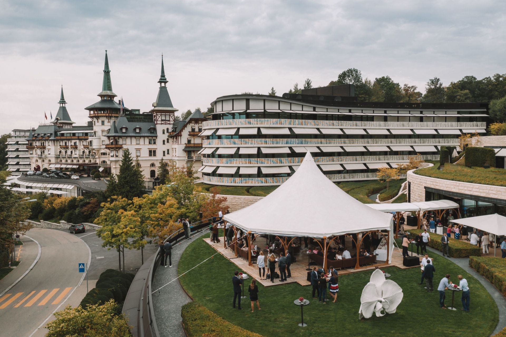 Gallery roof event